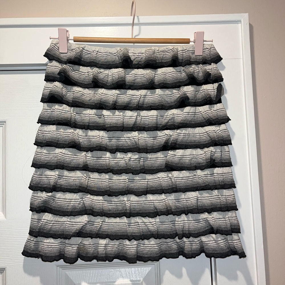 Max Studio Black and Gray Ruffled Mini Skirt
